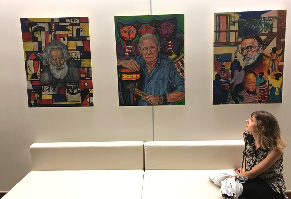 El tríptico "Pintando Almas" de Nanda Más. Foto: Andrés López Reilly.