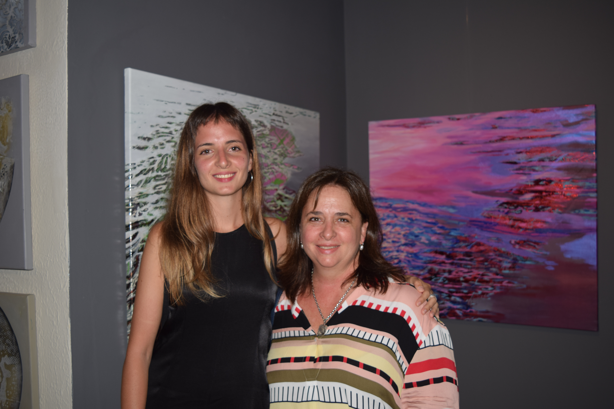 Magdalena Loza, Angeles Ribero.