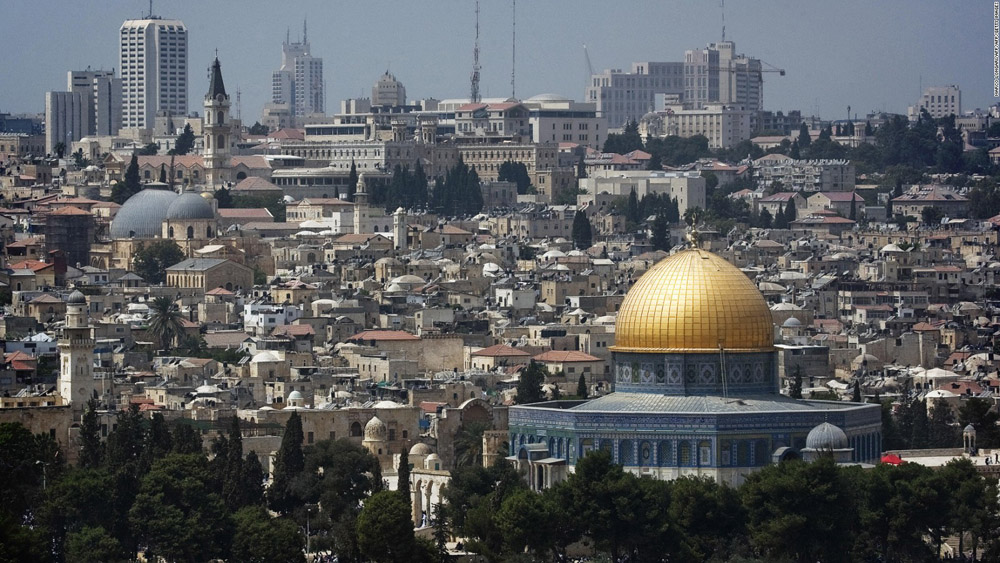 Jerusalén es una joya única en el mundo porque reúne escenarios históricos y es ámbito de desarrollo tecnológíco. Foto: AFP