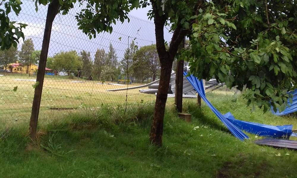 La cancha de Boca Juniors sufrió destrozos tras el temporal en Melo. Foto: Matías Bentancor
