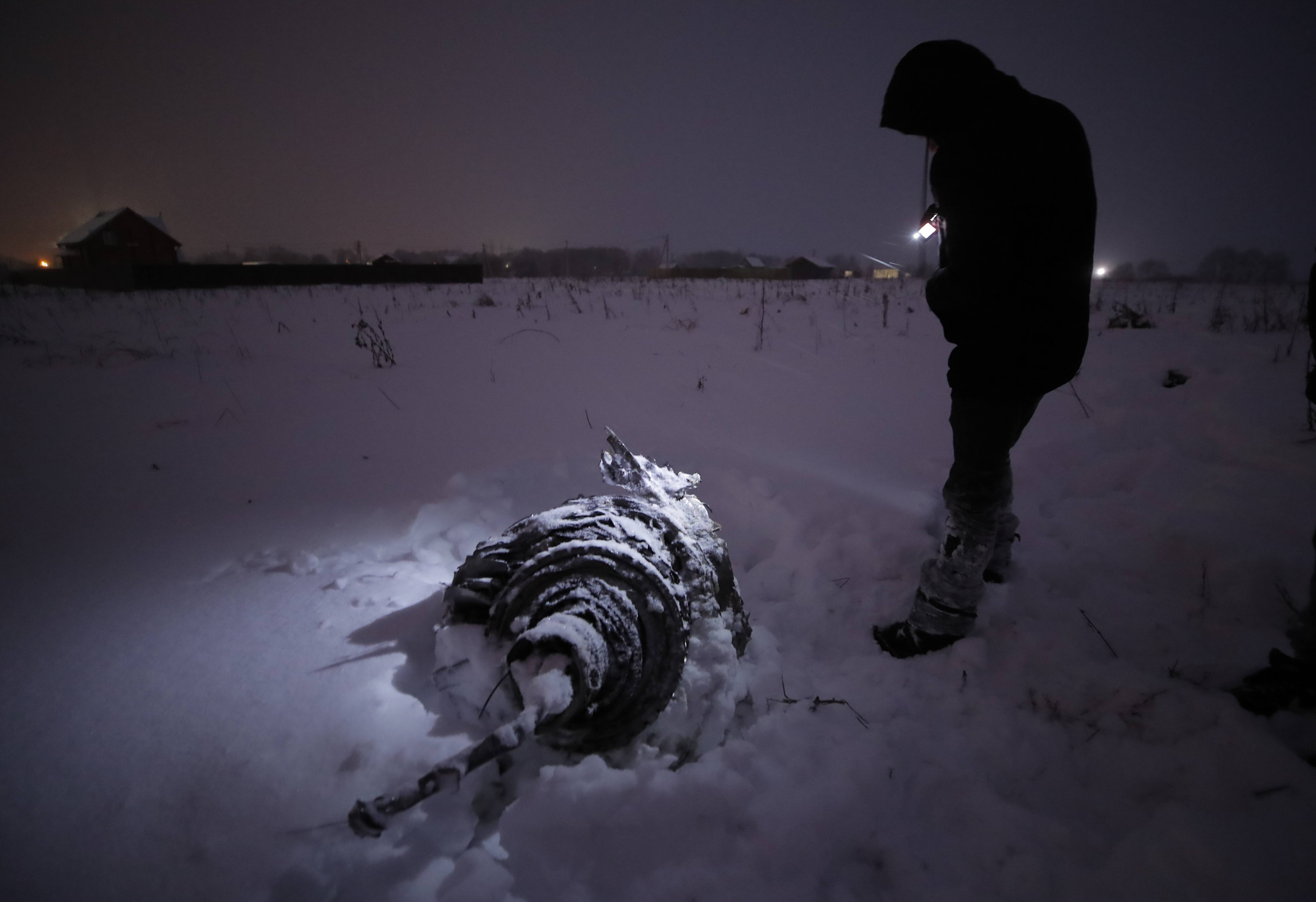 Una parte del avión ruso. Foto: Reuters