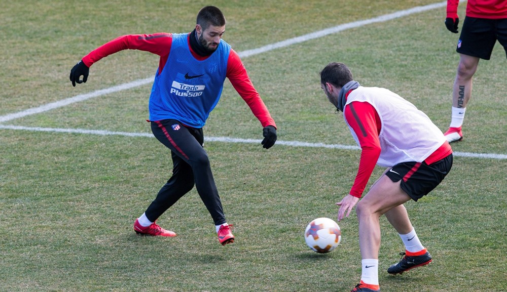 Diego Godín en el entrenamiento del Atlético de Madrid. Foto: EFE