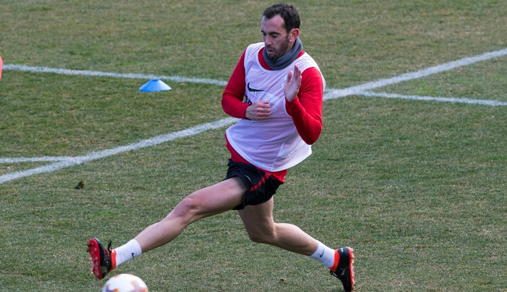 Diego Godín en el entrenamiento del Atlético de Madrid. Foto: EFE