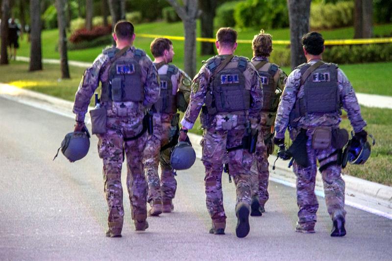 Efectivos se presentan en la zona del tiroteo. Foto: EFE