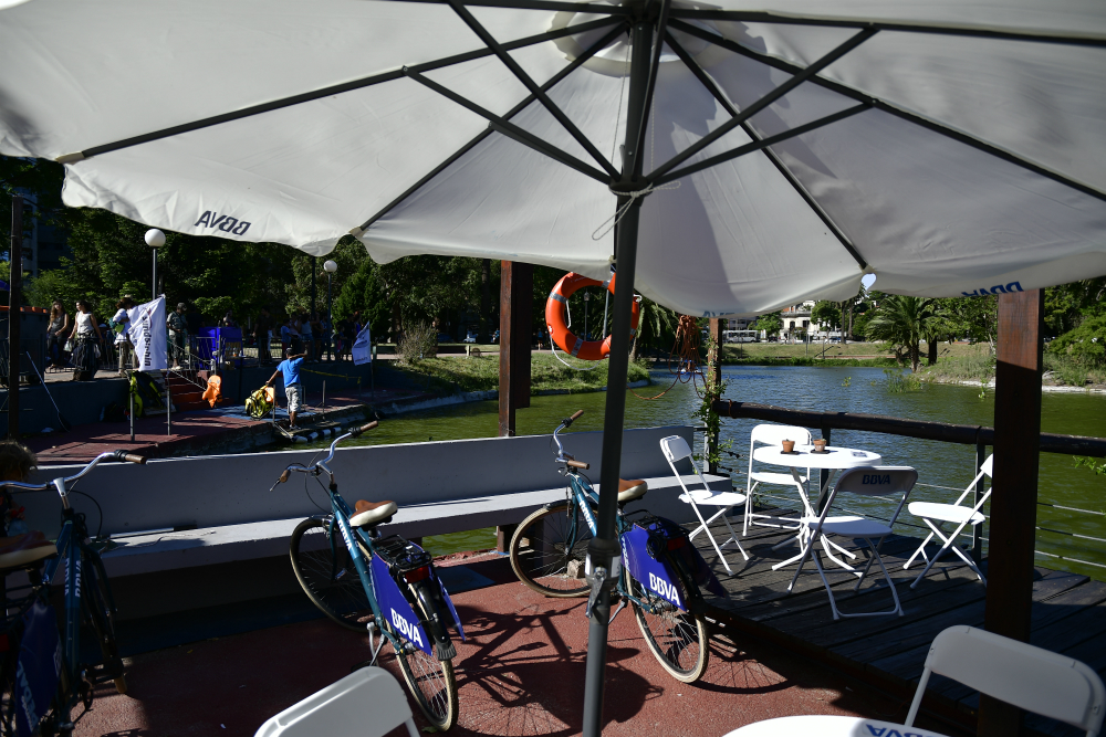 Con el reacondicionamiento del lago del Parque Rodó quedaron inauguradas las clásicas lanchitas. Foto: F. Ponzetto