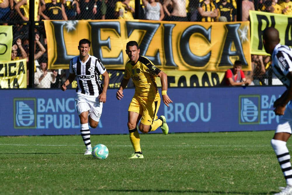 Wanderers y Peñarol empataron 1-1 en el prado. Fotos: Nicolás Pereyra