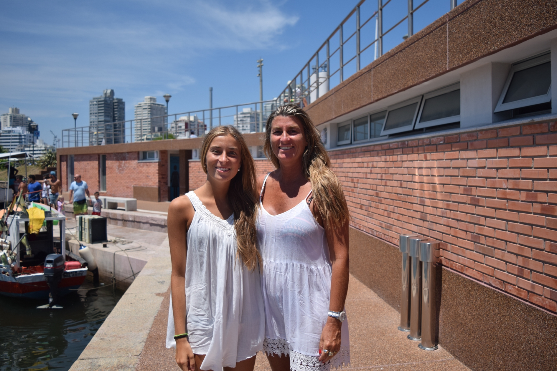 Camila Sarabia, Andrea Pollero.