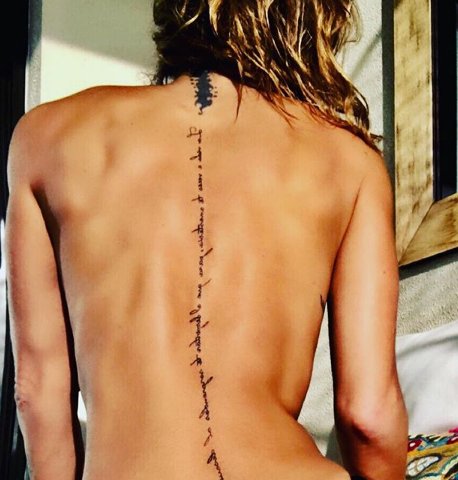 El tatuaje de Claudia Fernández