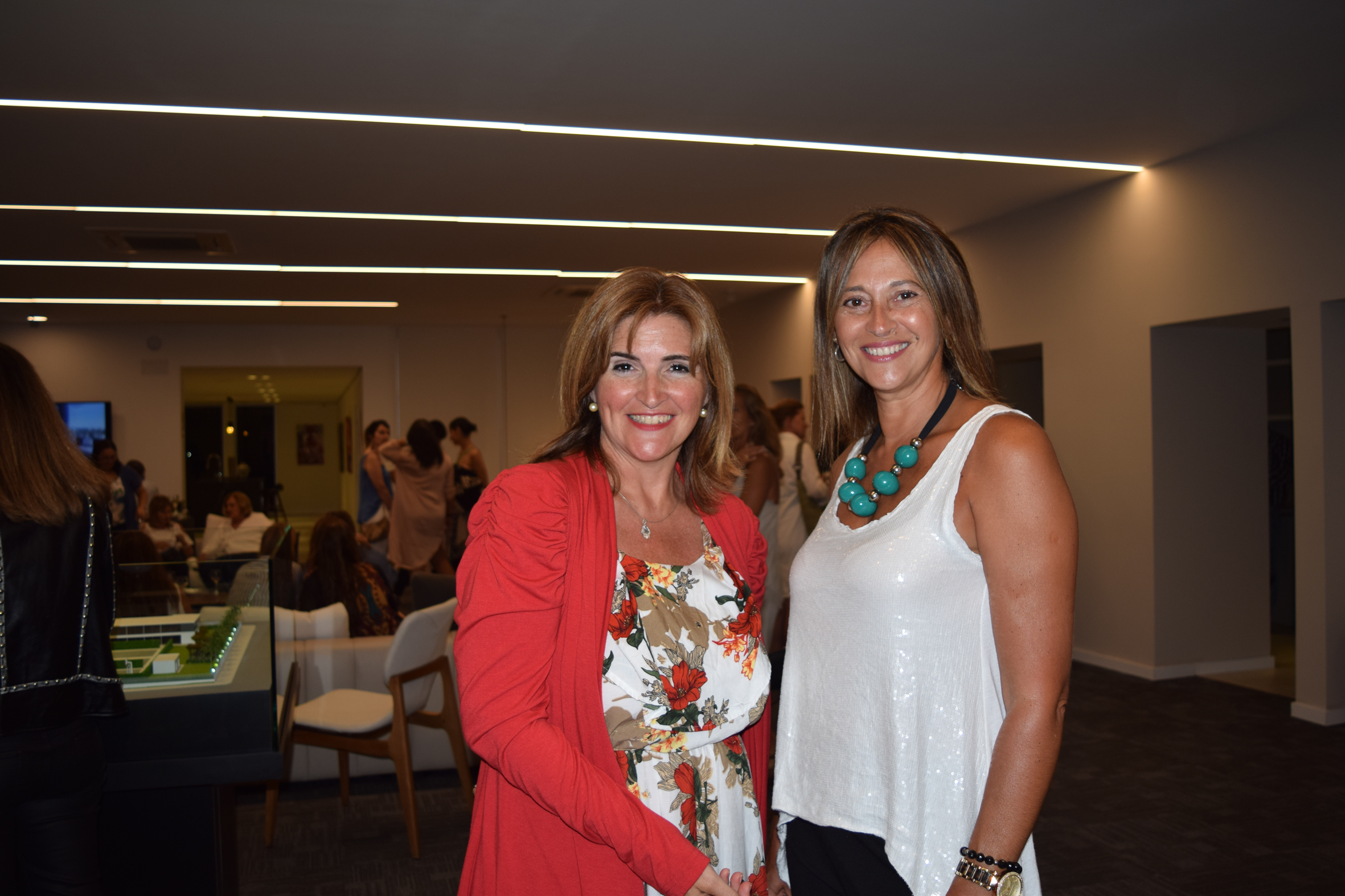 Mercedes Idiartegaray, Andrea Mernies.