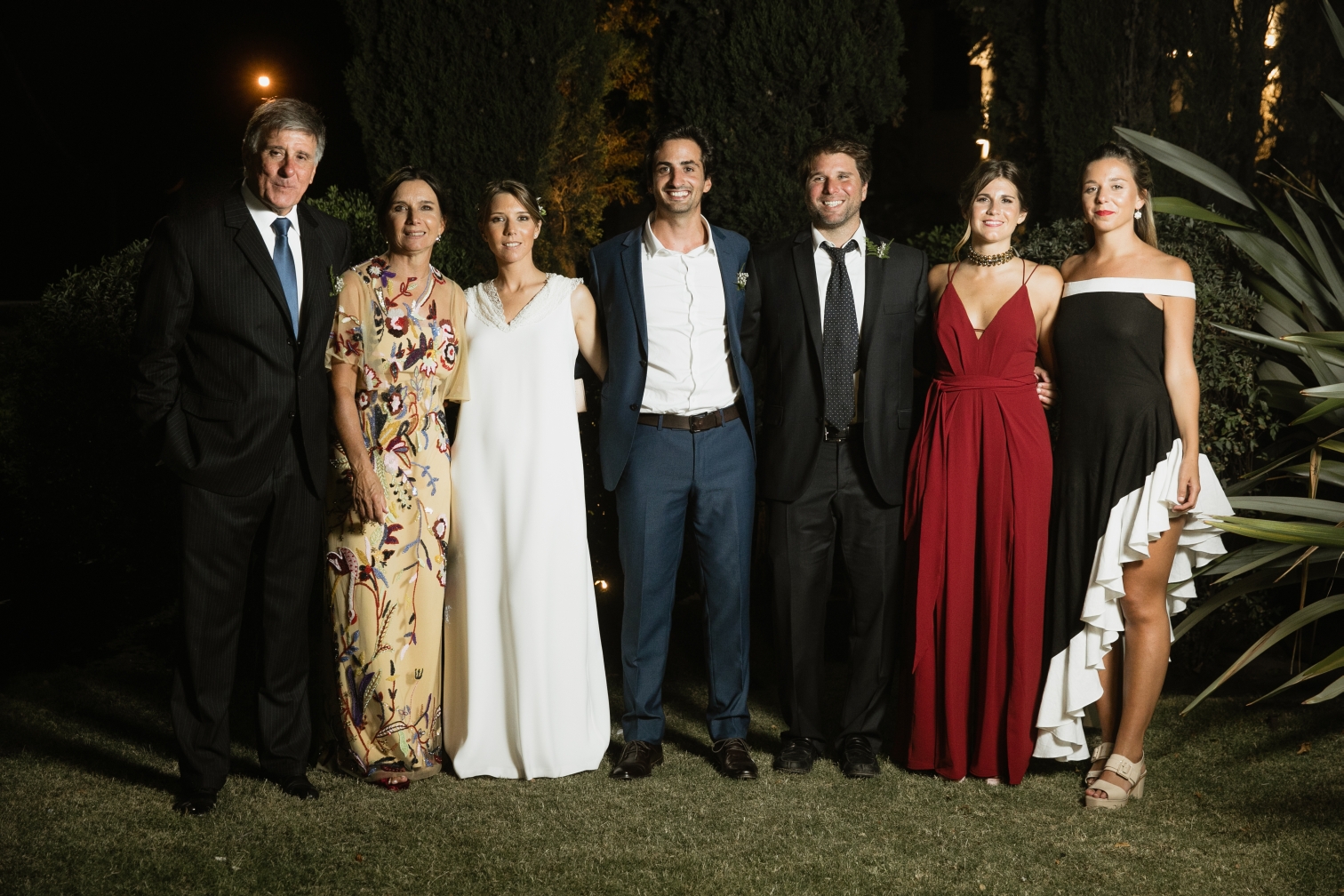 Felipe Paradela, María Ponce de León de Paradela, Martina Paradela, Mariano Sendic, Felipe Paradela, Sofía Gonzalez de León, Victoria Paradela.