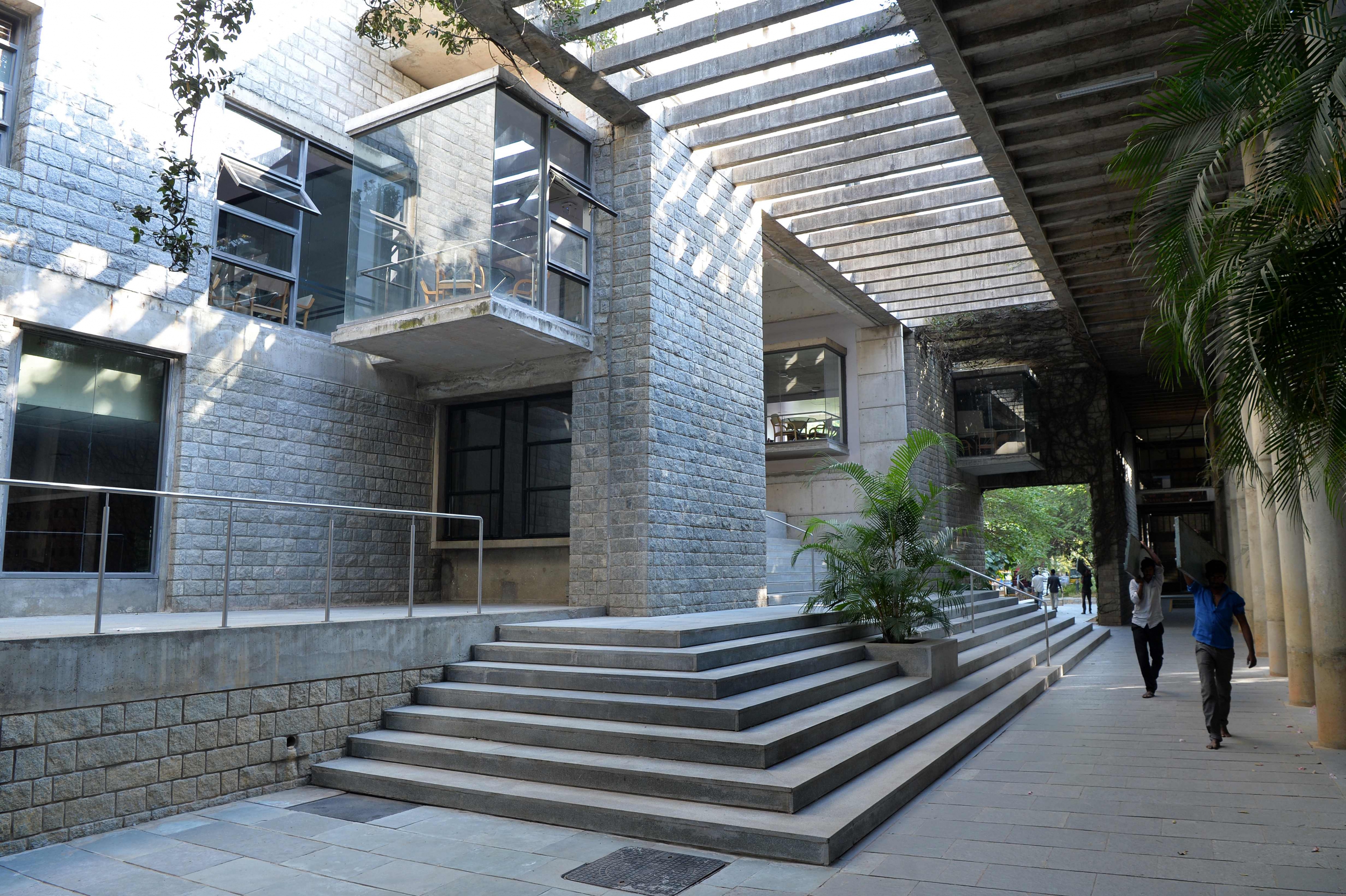 Insituto de Management de Bangalore diseñado por Doshi. Foto: AFP