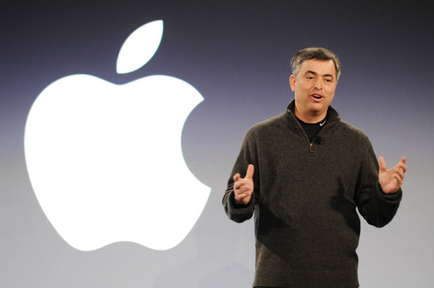 Eddy Cue afirmó que el equipo de video, que depende de él, tiene 40 personas y que pasó dos años buscando al director adecuado del grupo. Foto: AFP