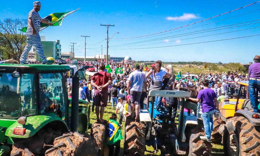 La caravana de Lula Da Silva hacia Livramento fue entre protestas e incidentes. Foto: AFP