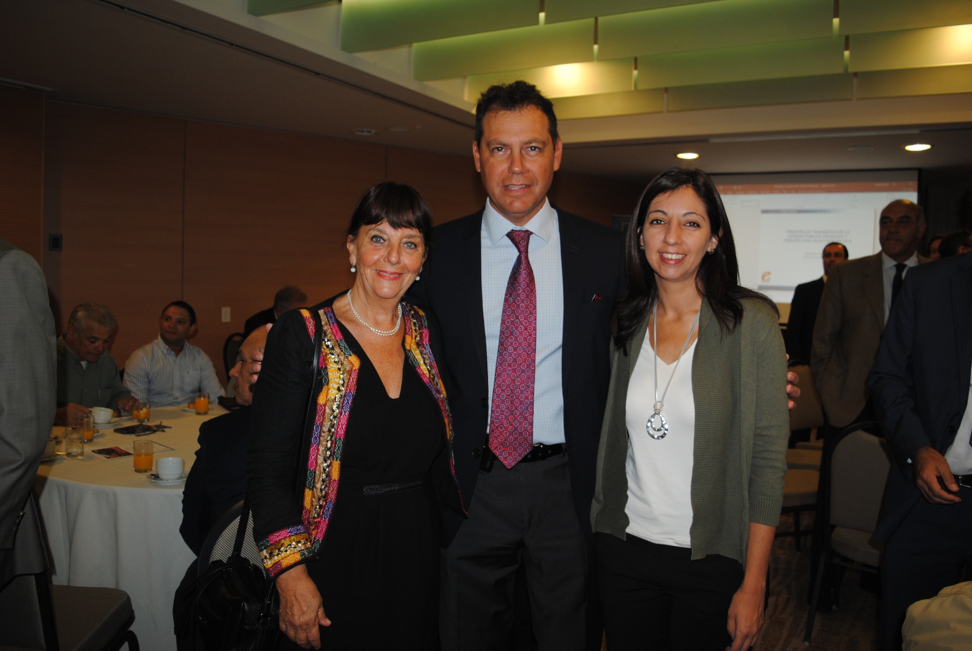 Teresa Aishemberg, Alejandro Bzurovski, María Laura Rodríguez.