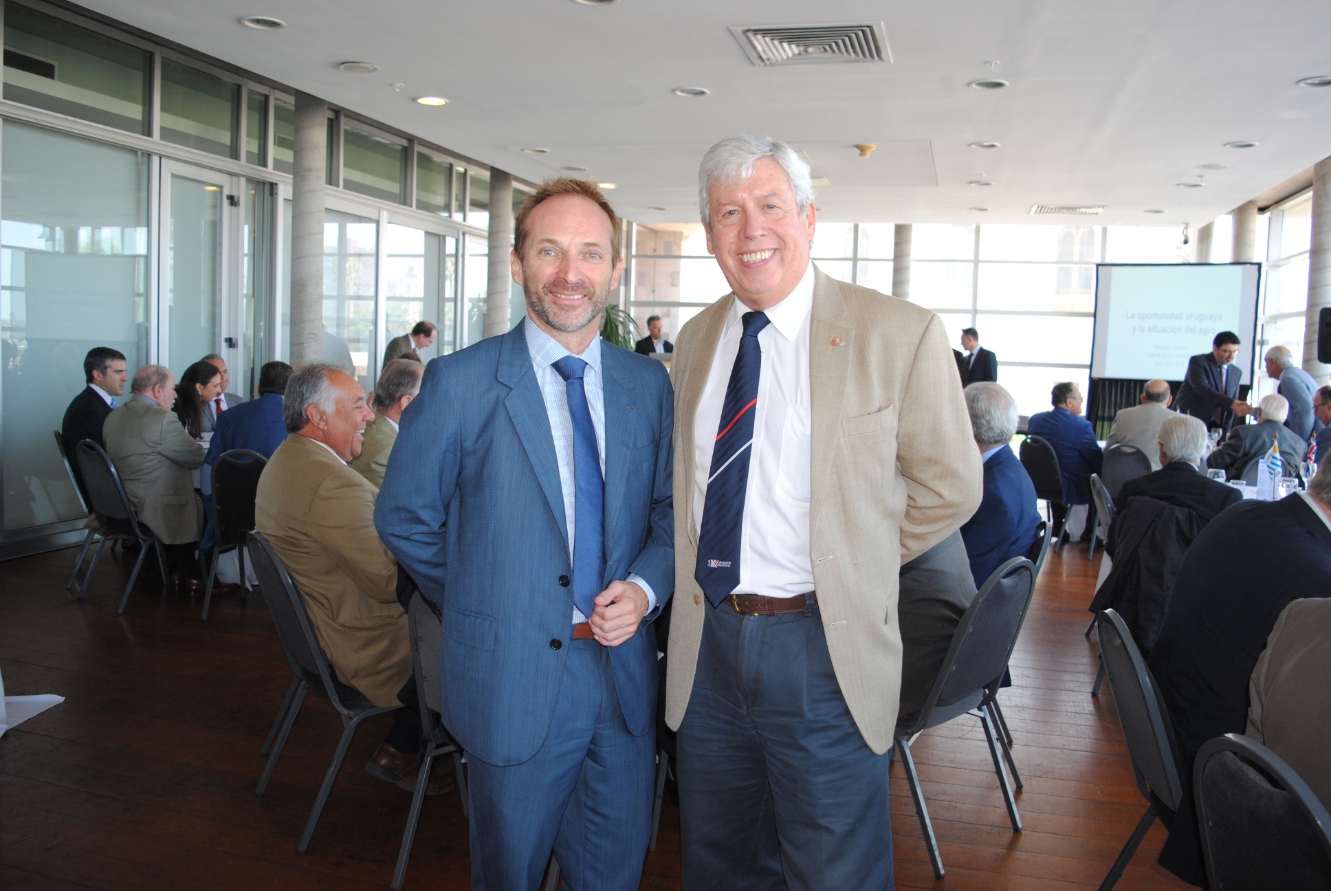 Pablo González Colo, Santiago Pereira Testa.