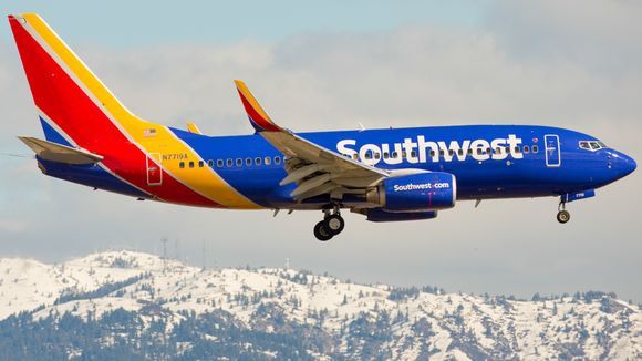 Lealtad. En 2014 Southwest Airlines actualizó su marca y cambió a una tipografía más suave y amigable.