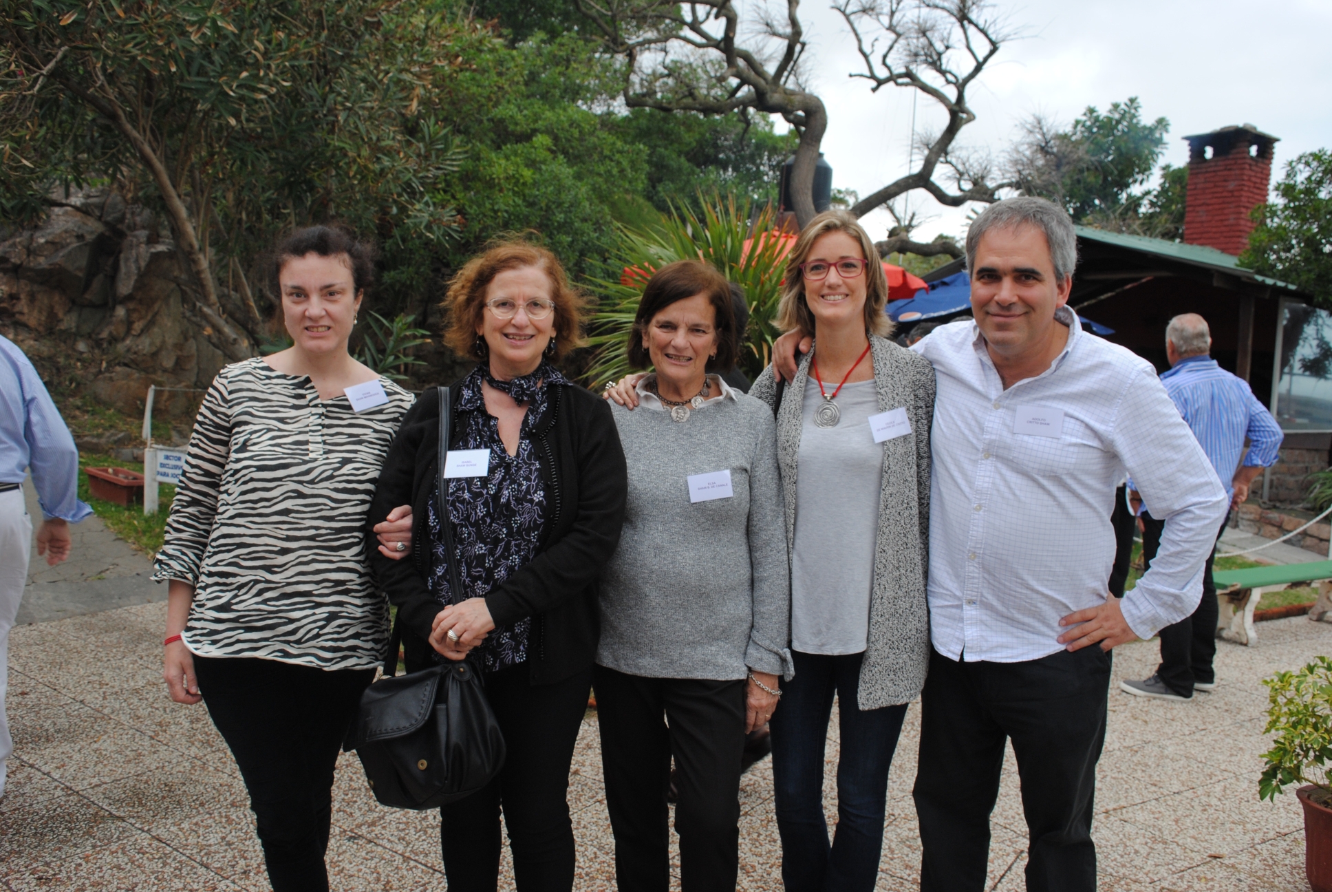Vivian, Isabel y Elsa Shaw, Cecile de Wavrin, Adolfo Critto.