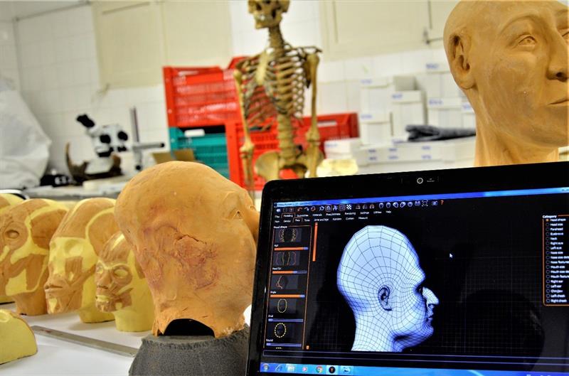 Investigación de los Tiahuanacotas. Foto:EFE