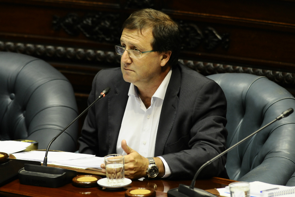De León: el senador de la Lista 711 espera por un dictamen de la Fiscalía luego de informe de la Jutep. Foto: Darwin Borrelli