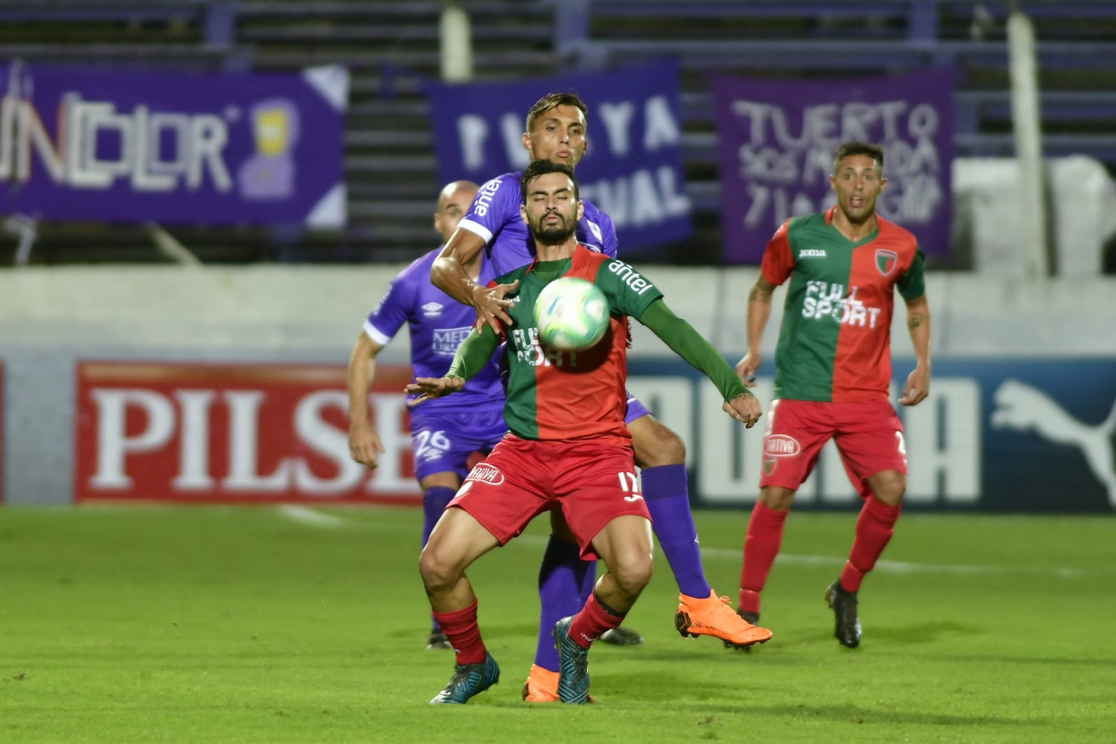 Defensor vs. Boston River. Foto: Fernando Ponzetto