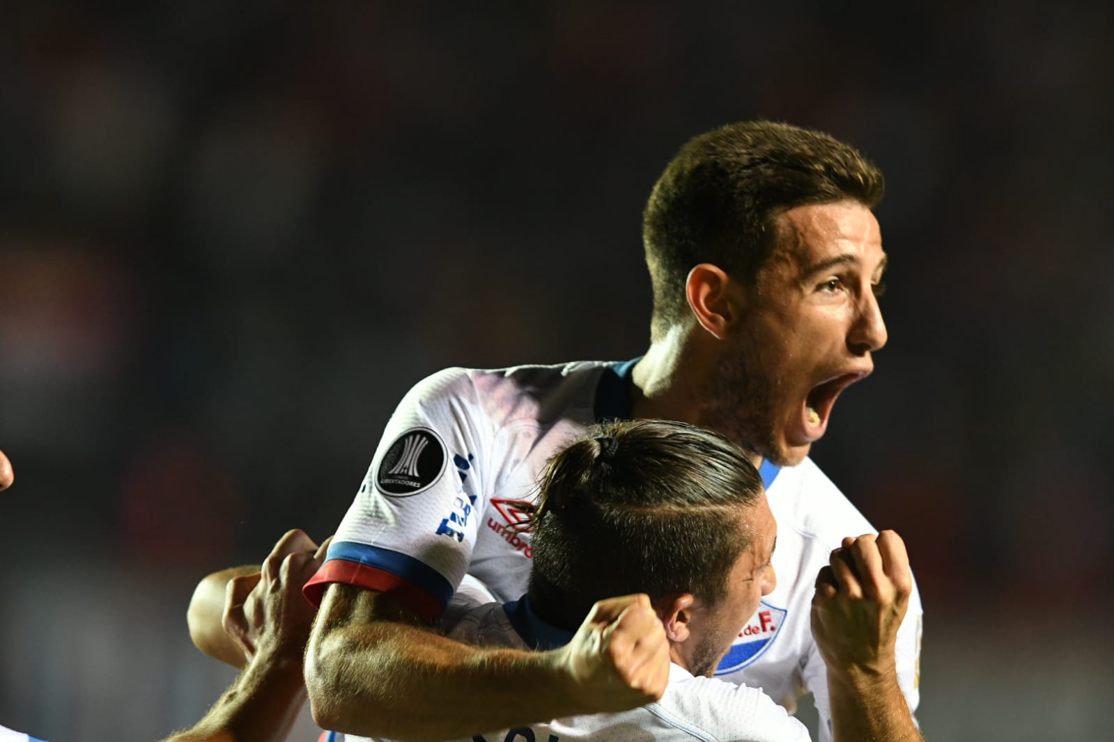 Nacional venció a Santos 1-0 en el Gran Parque Central por la Copa Libertadores. Foto: Gerardo Pérez.