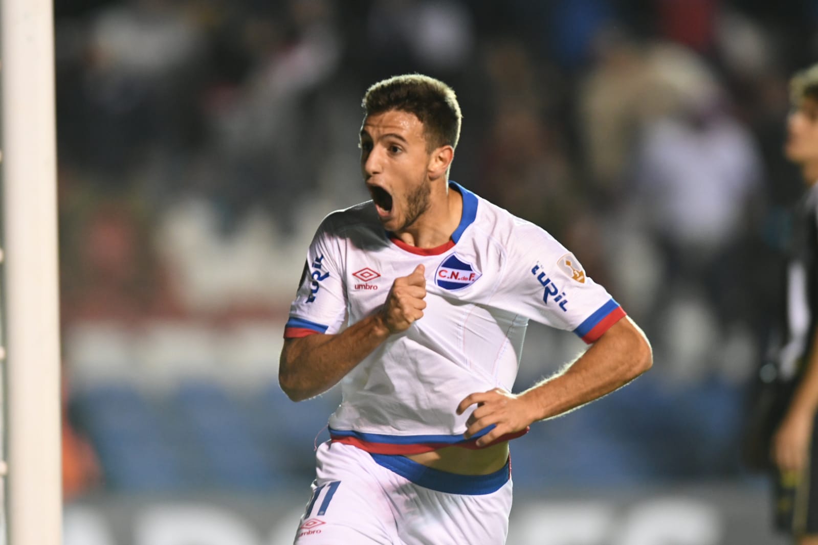 Nacional venció a Santos 1-0 en el Gran Parque Central por la Copa Libertadores. Foto: Gerardo Pérez.