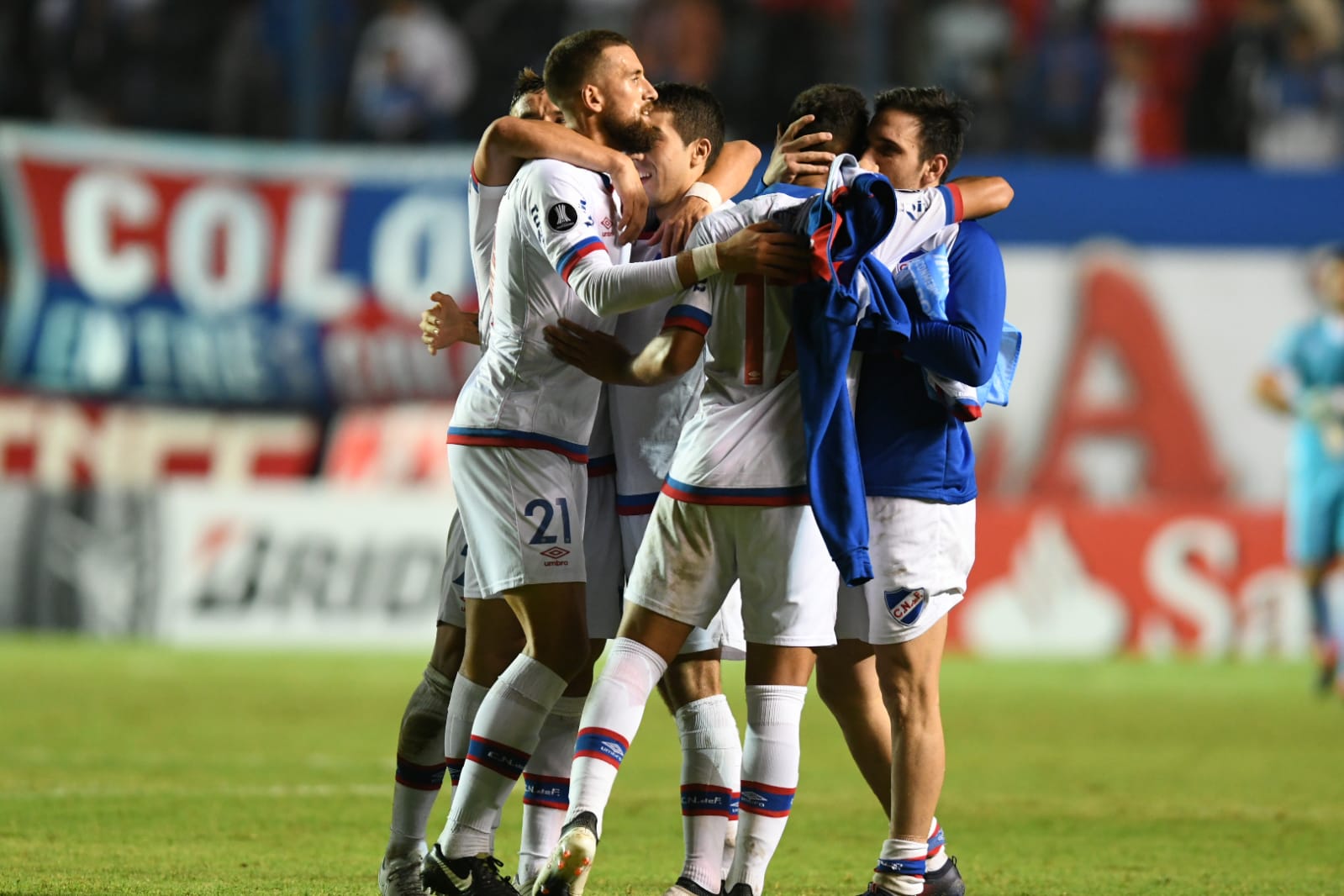 Nacional venció a Santos 1-0 en el Gran Parque Central por la Copa Libertadores. Foto: Gerardo Pérez.