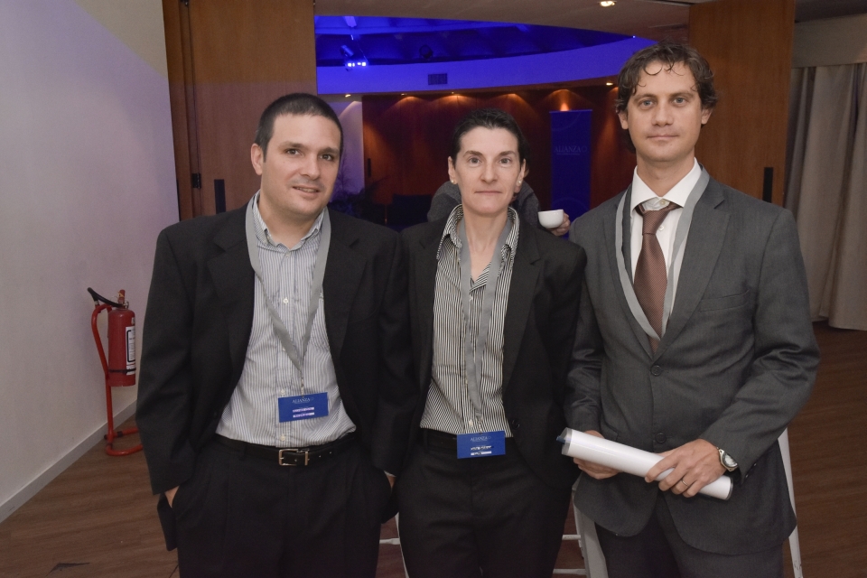 Martín Ois, Carla Baldiesseri, Juan Andrés Lerena.