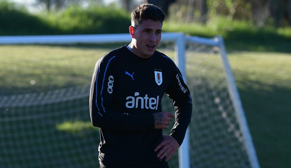 José María Giménez en el entrenamiento de la selección uruguaya en el Complejo Celeste. Foto: Nicolás Pereyra