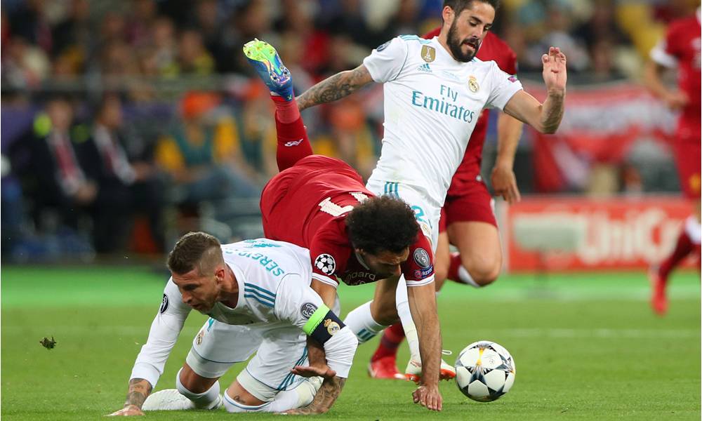 Mohamed Salah se lesionó en la final de la Champions League y debió salir. Foto. Reuters