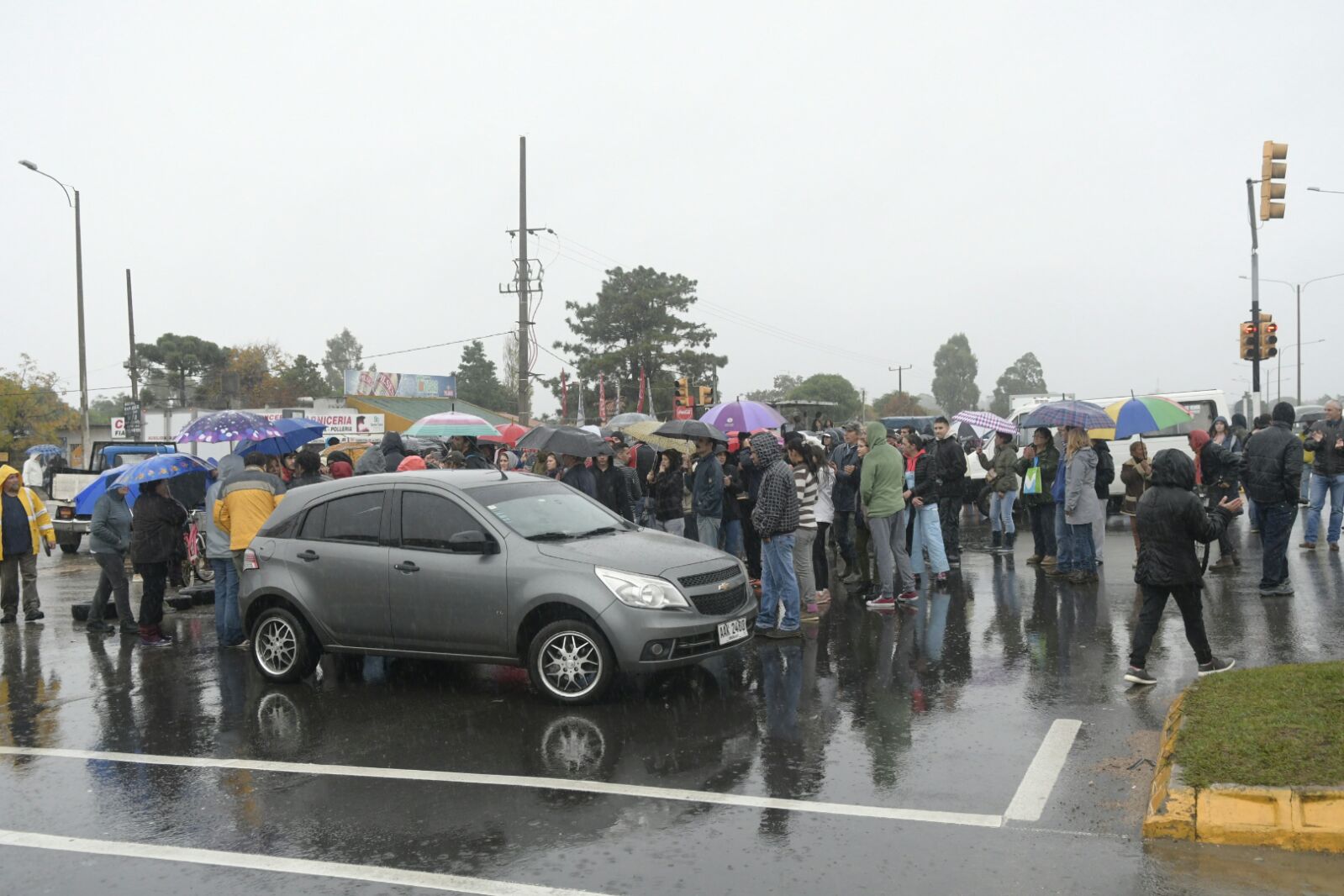 Vecinos reclaman por mayor seguridad asesinato de mujer durante un intento de rapiña. Foto: Marcelo Bonjour