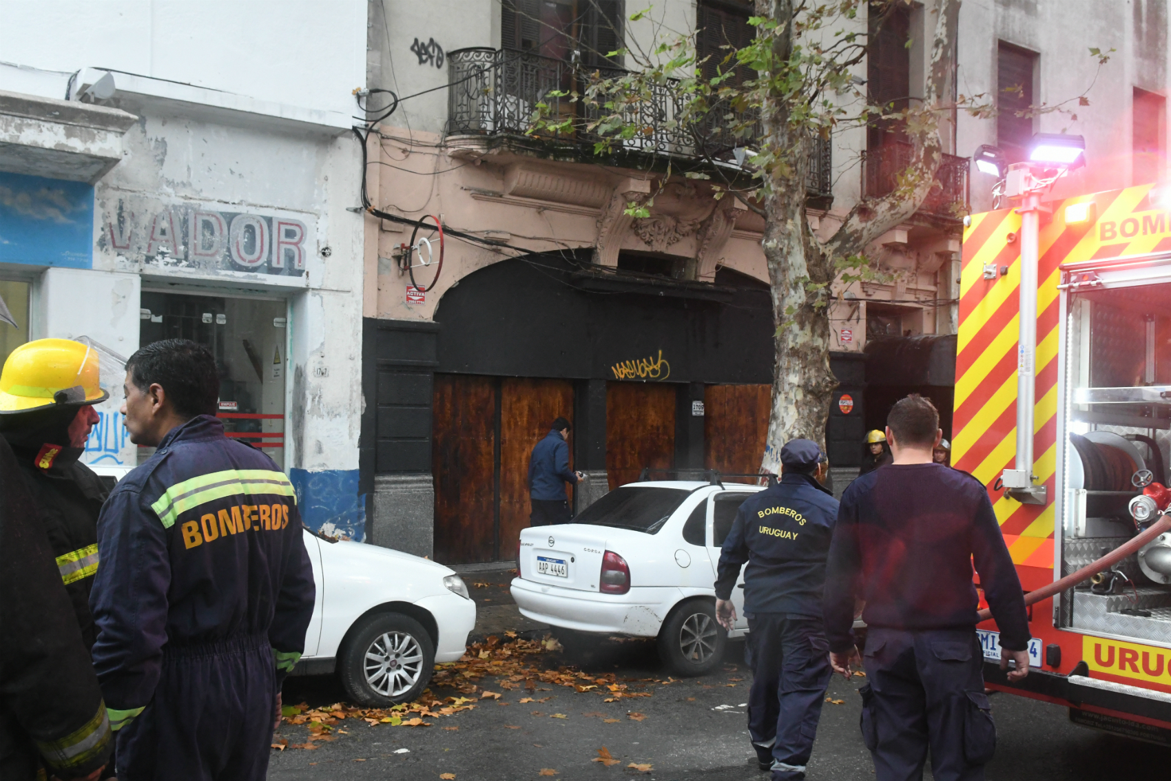 Se incendió un local bailable en Constituyente. Foto: Francisco Flores.