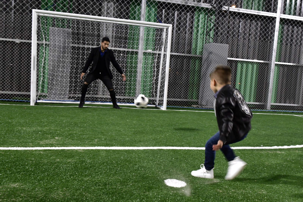 Luis Suárez inauguró su complejo deportivo. Foto: Fernando Ponzetto / El País