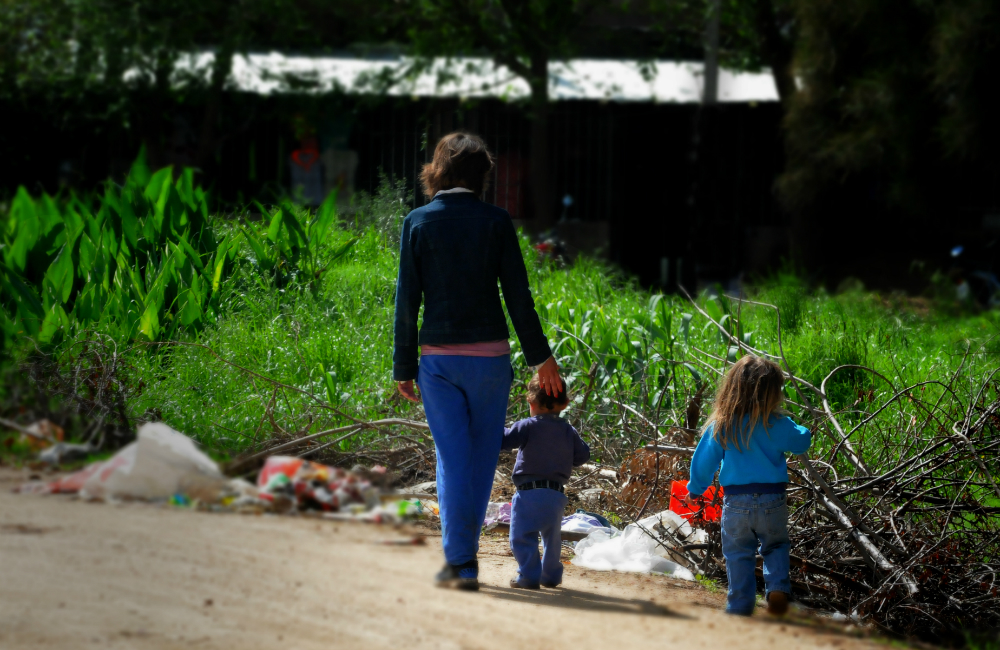 Jueza de Pando obligó al Mides a darles techo como sea, a madre que quedó en la calle con sus hijos. Foto: Darwin Borrelli.