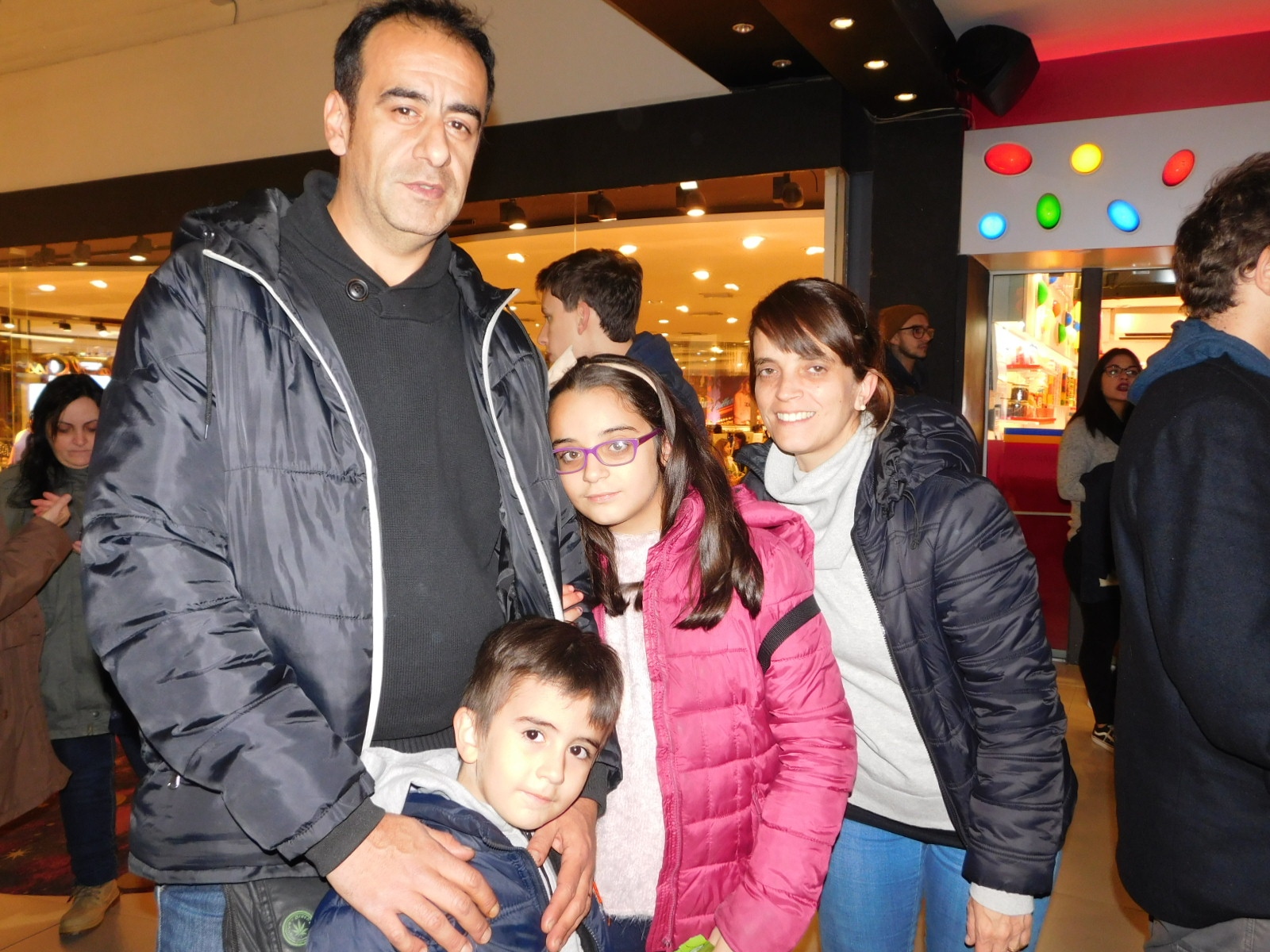 Carlos, Martina y Felipe Reyes, Patricia Turnes.