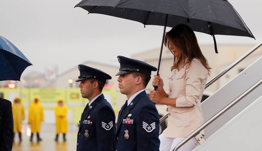 Melania Trump visita a los niños inmigrantes separados de sus familias. Foto: Reuters