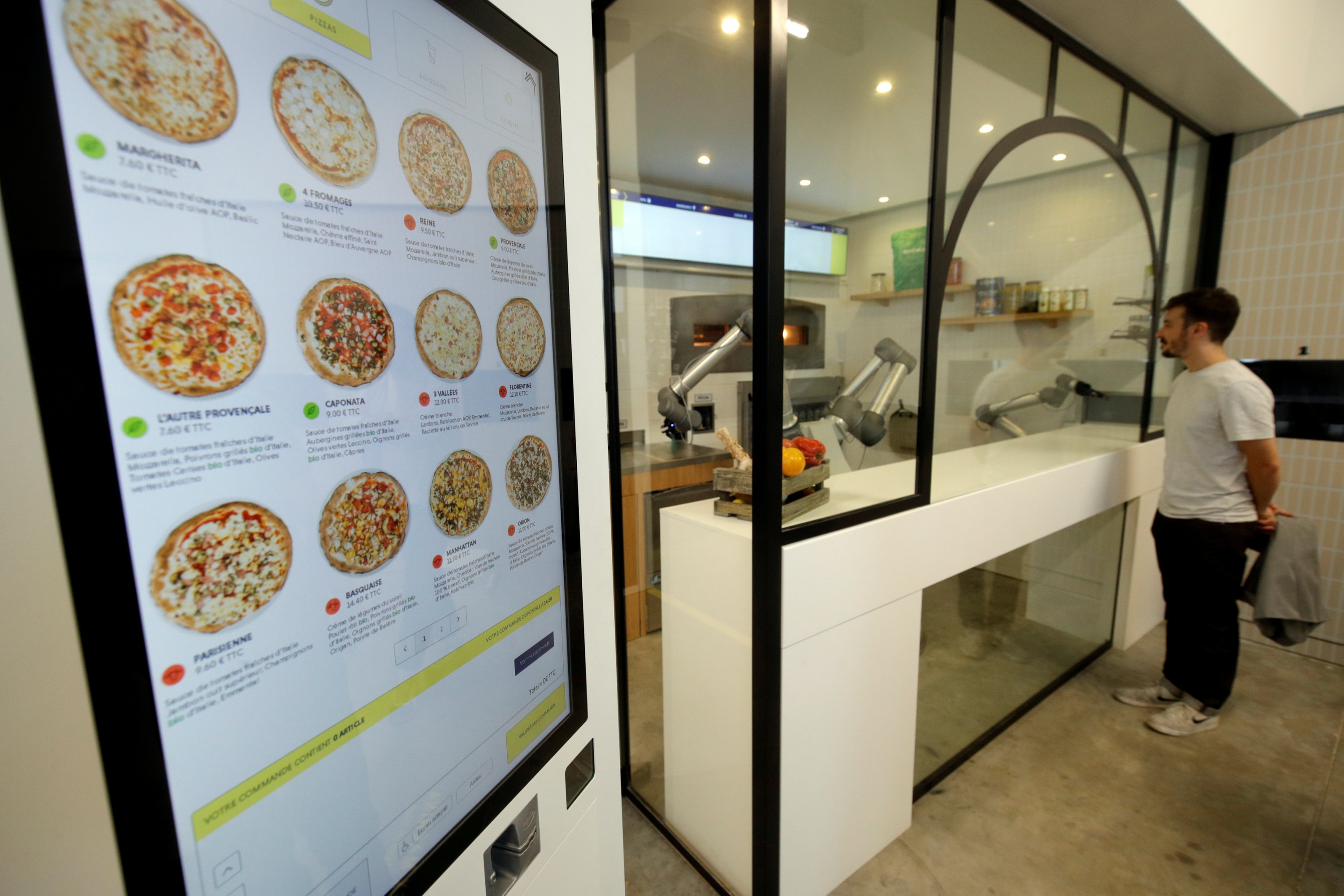 Pizzaiolo, el robot que hace pizza casera. Foto: Reuters