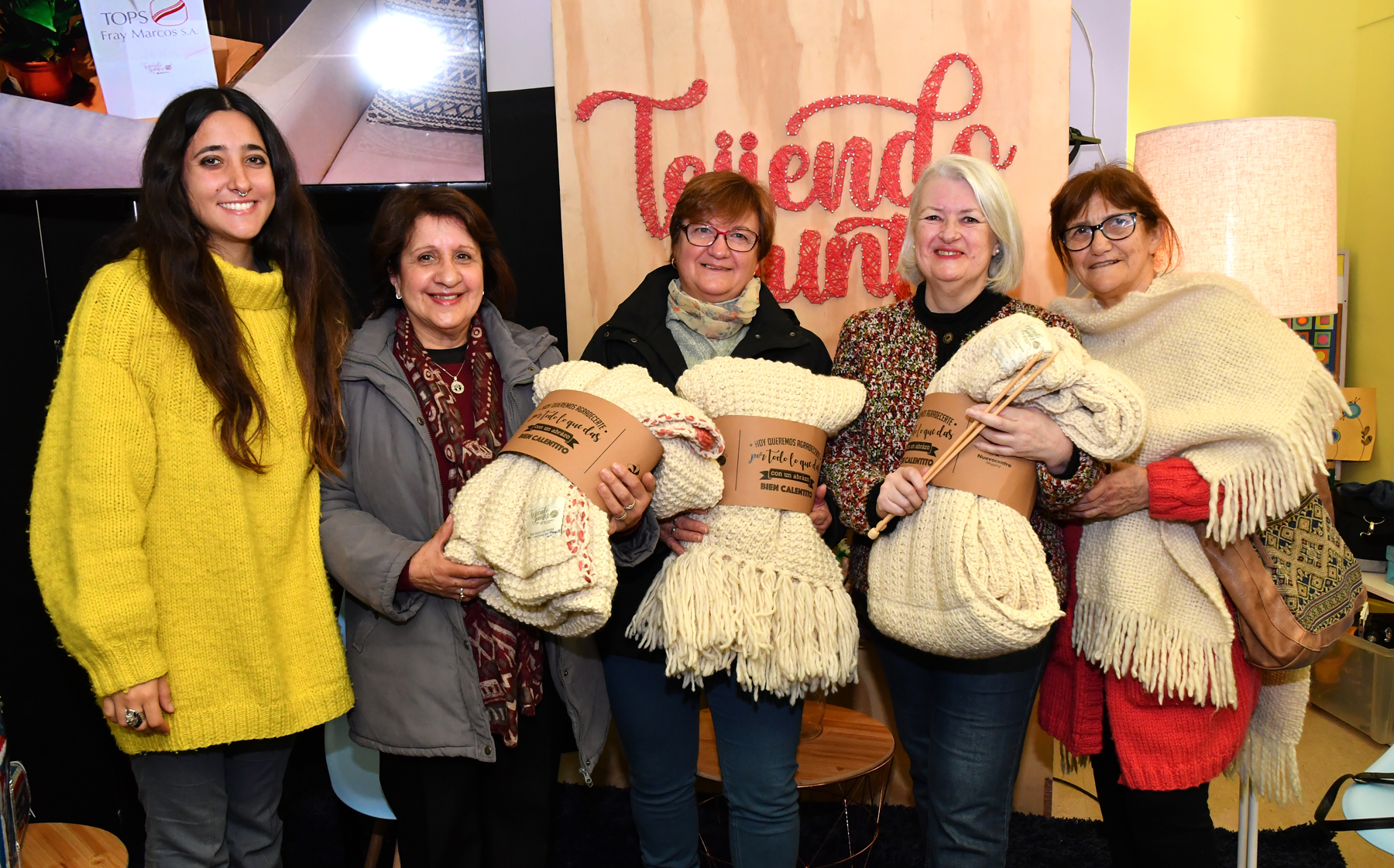 Laura Almeida,  Margarita Trias, Daniela Giusti, Elena Fernandez, Elda Gonzalez.