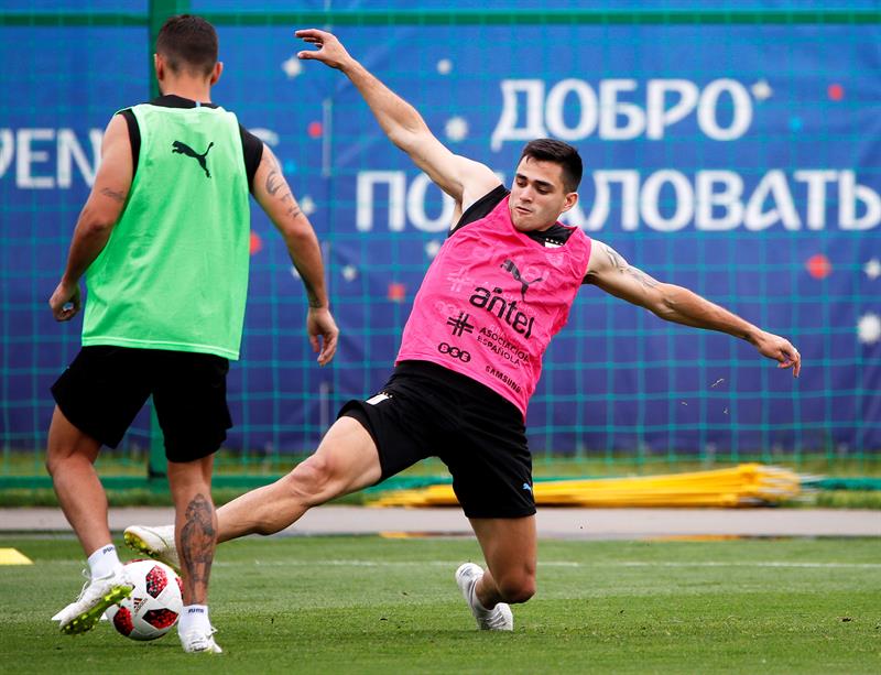 Uruguay entrenó este lunes en Nizhny de cara al partido con Francia. Foto: EFE