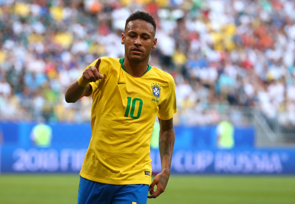 Neymar celebra el primer gol de Brasil ante México. Foto: Reuters.