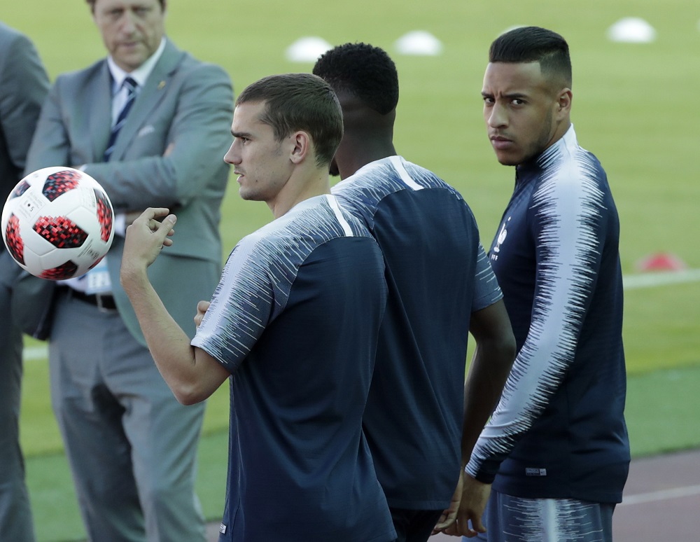 Antoine Griezmann y Corentin Tolisso en el entrenamiento de Francia. Foto: EFE