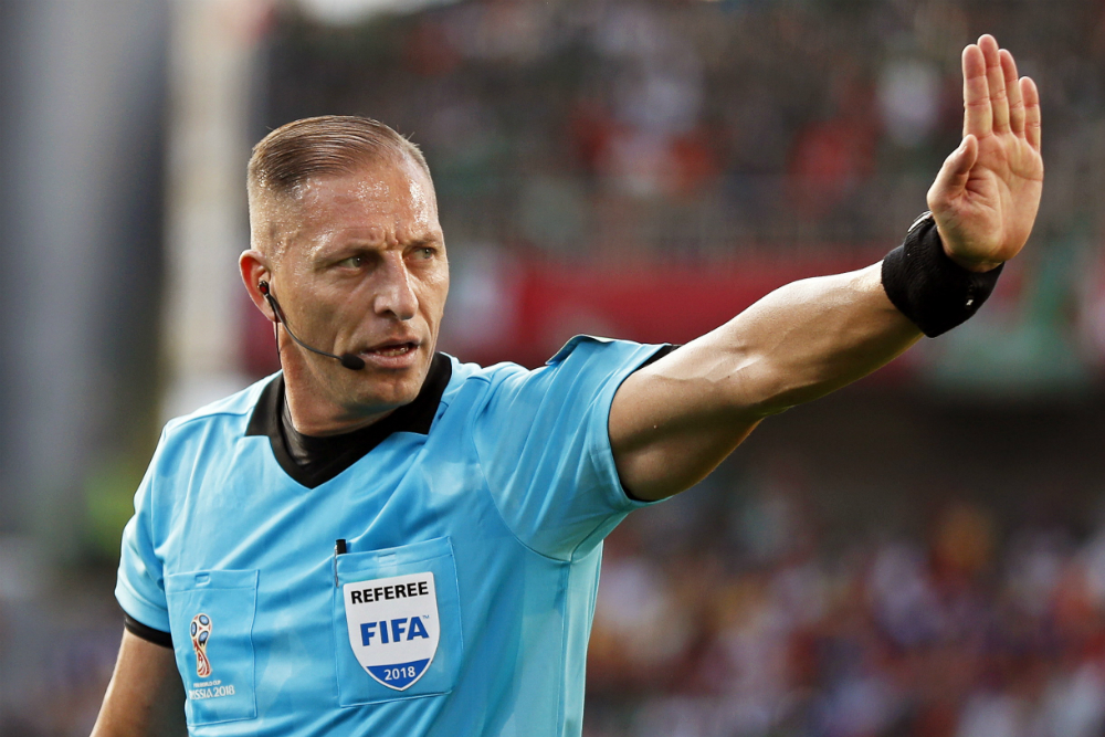 Néstor Pitana será el árbitro de Uruguay-Francia. Foto: Efe.