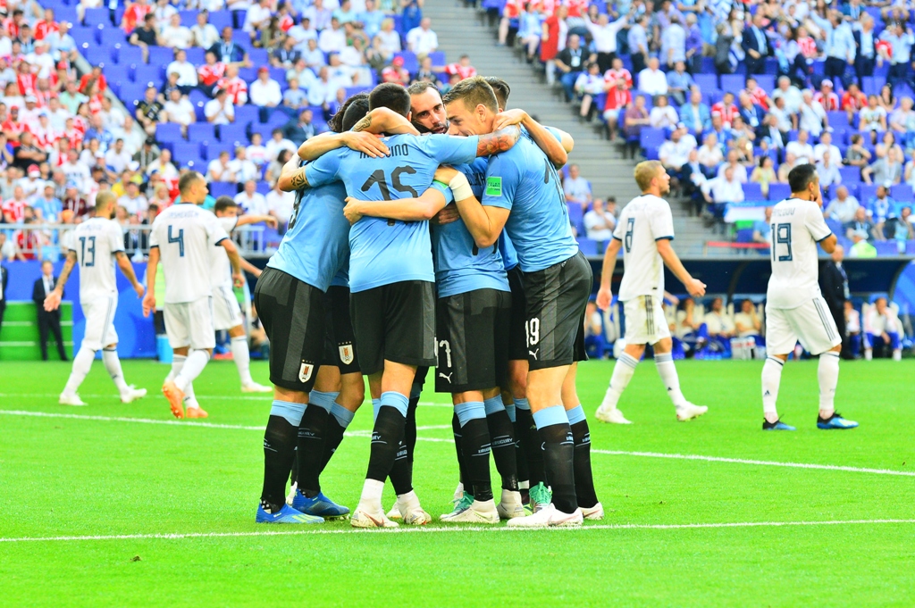 Los jugadores de Uruguay celebrando un gol en Rusia 2018. Foto: Nicolás Pereyra.