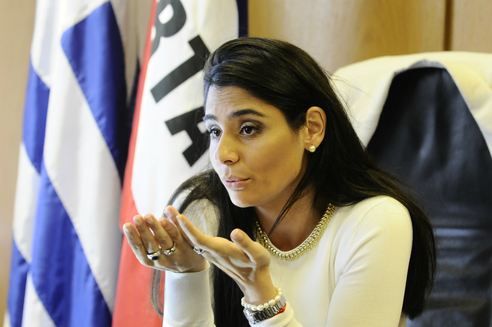 Cuidados: la diputada del Partido Colorado, Valentina Rapela. Foto: Darwin Borrelli.