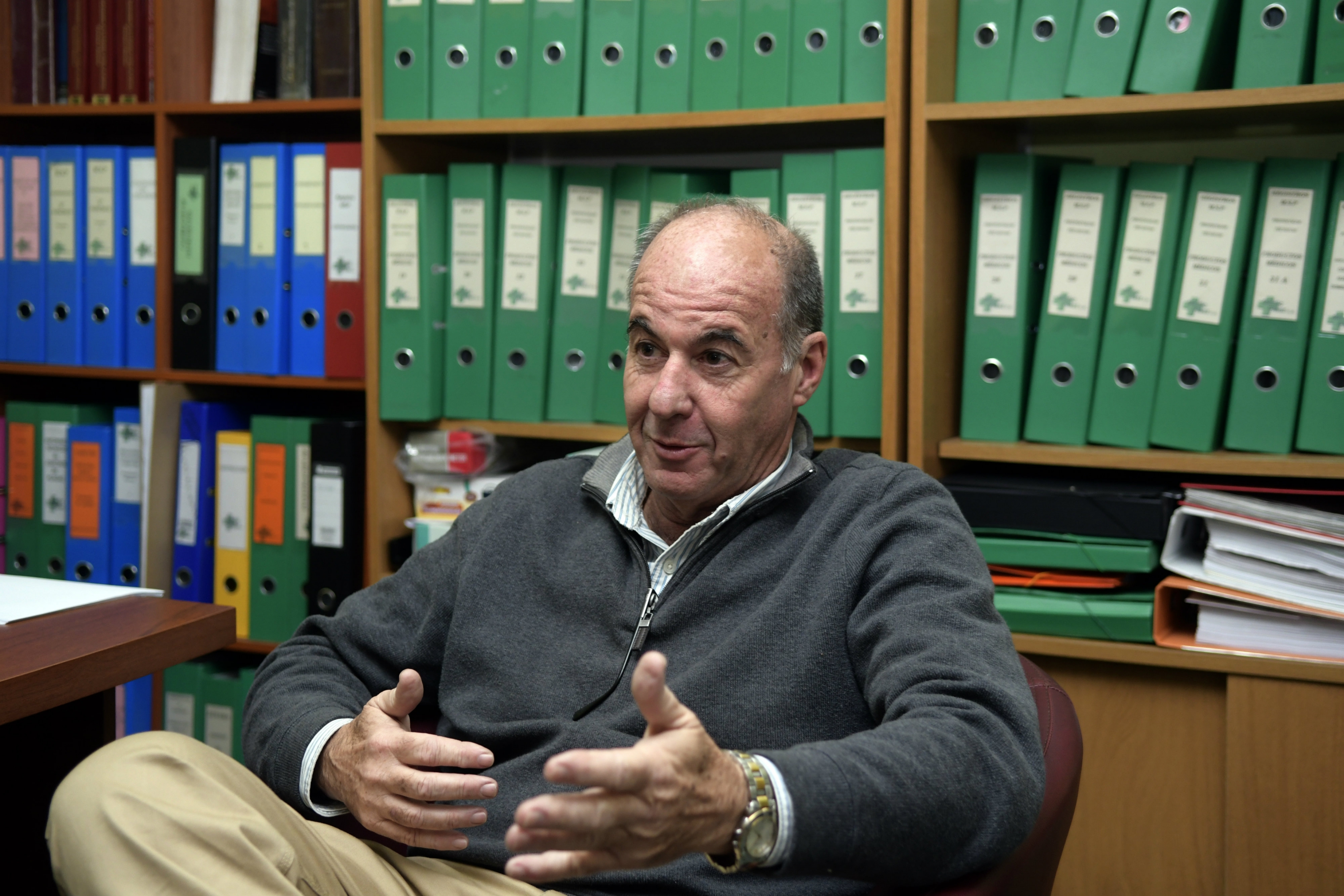 Blankleider. Enfatizó la diferencia de calidad y controles entre los medicamentos en base a cannabis y los preparados caseros que se venden en puestos ambulantes.