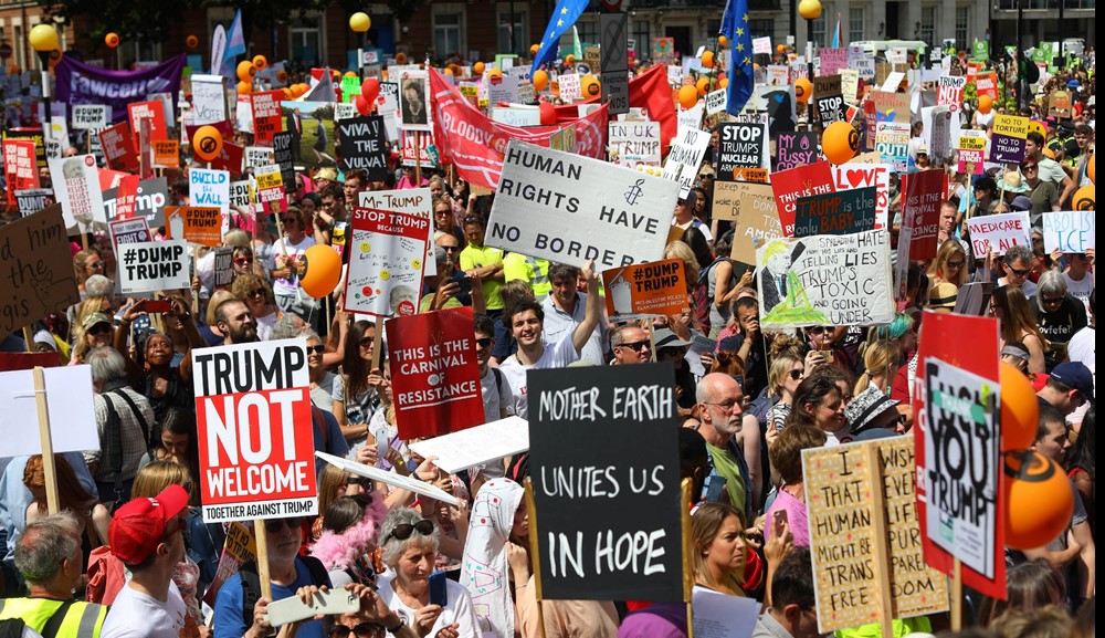 Protesta en Londres contra la visita de Trump. Foto: AFP