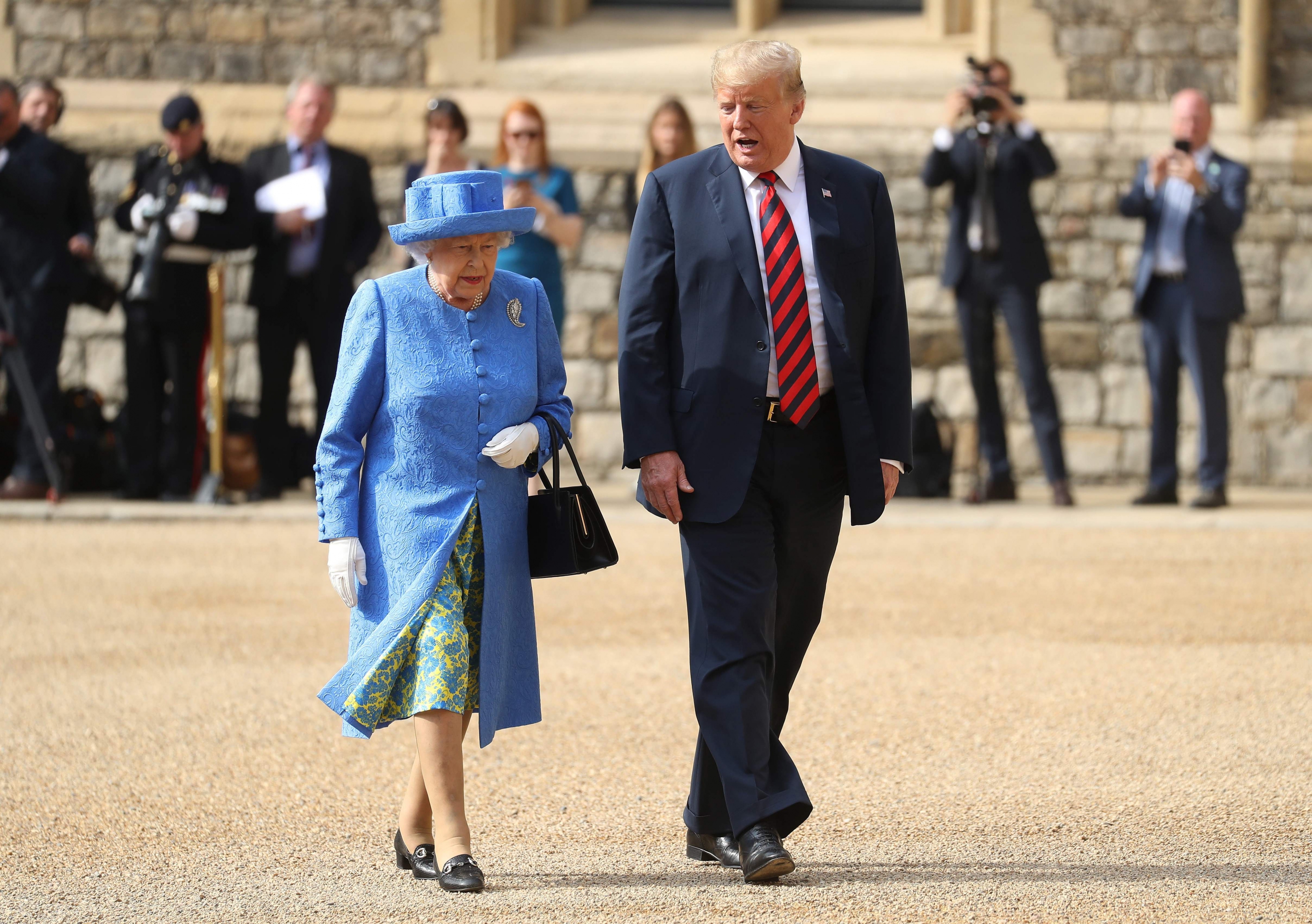 El presidente estadounidense, Donald Trump, junto con la reina Isabel II. Foto: AFP