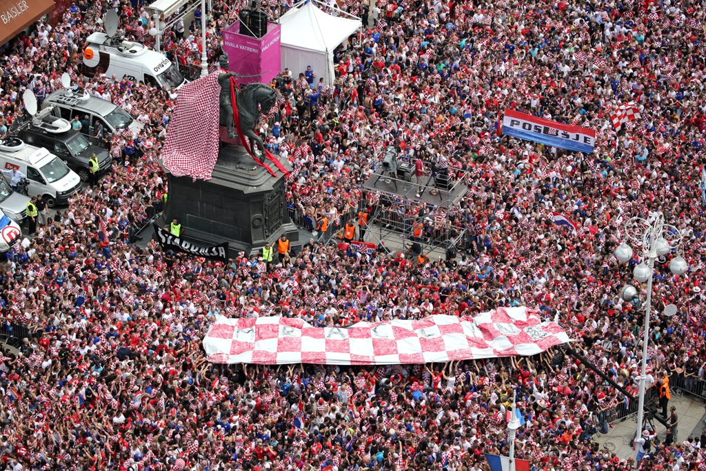 El recibimiento a la selección de Croacia en Zagreb. Foto: AFP.