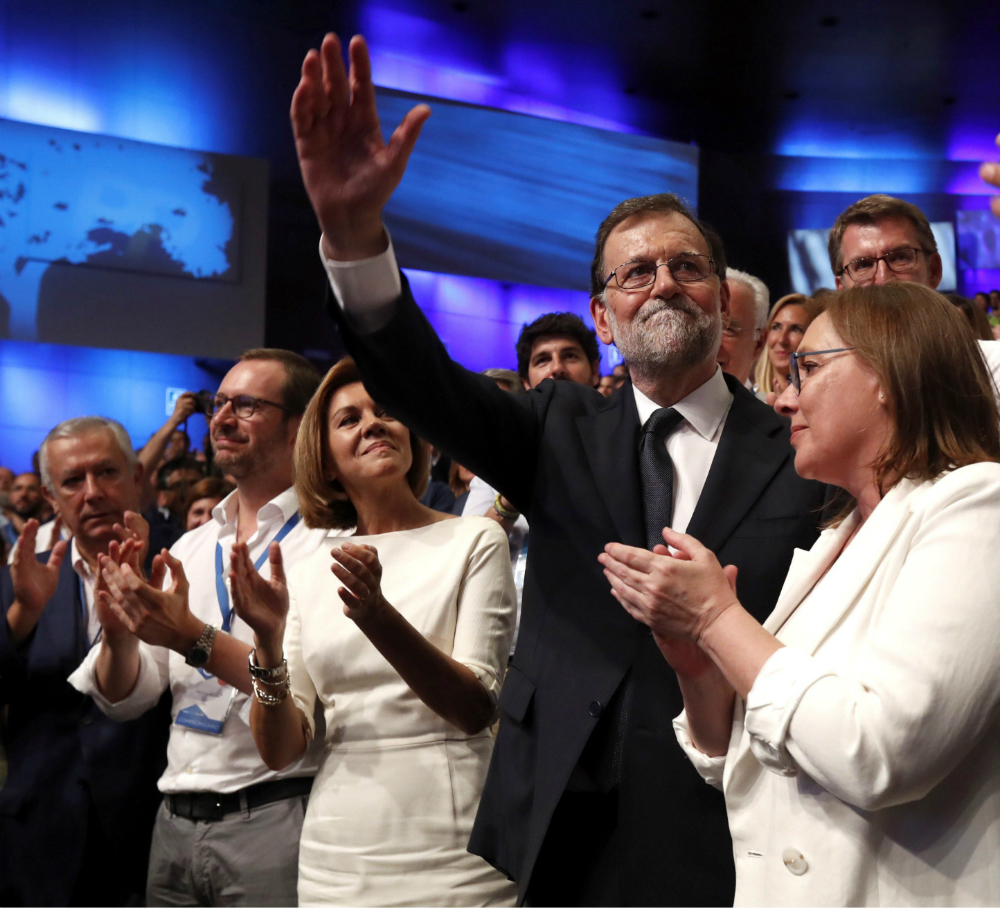 Mariano Rajoy: Pedro Sánchez accedió al gobierno “por la puerta de atrás”, dijo sobre el presidente socialista. Foto: EFE