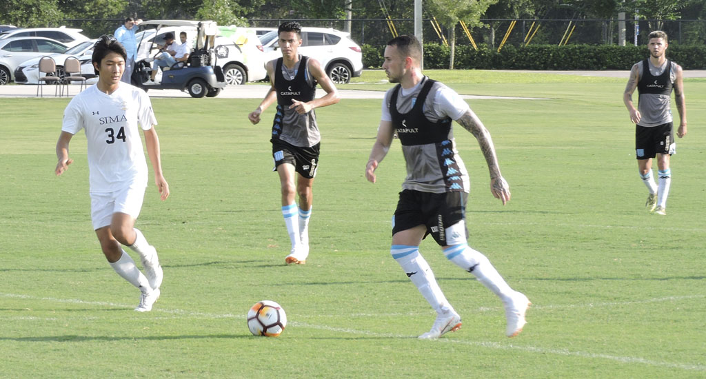 Rodrigo Amaral en el entrenamiento de Racing. Foto: Prensa Racing